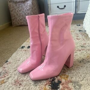 Steve Madden Pink Lynden Women’s Ankle Boots, size 8.5